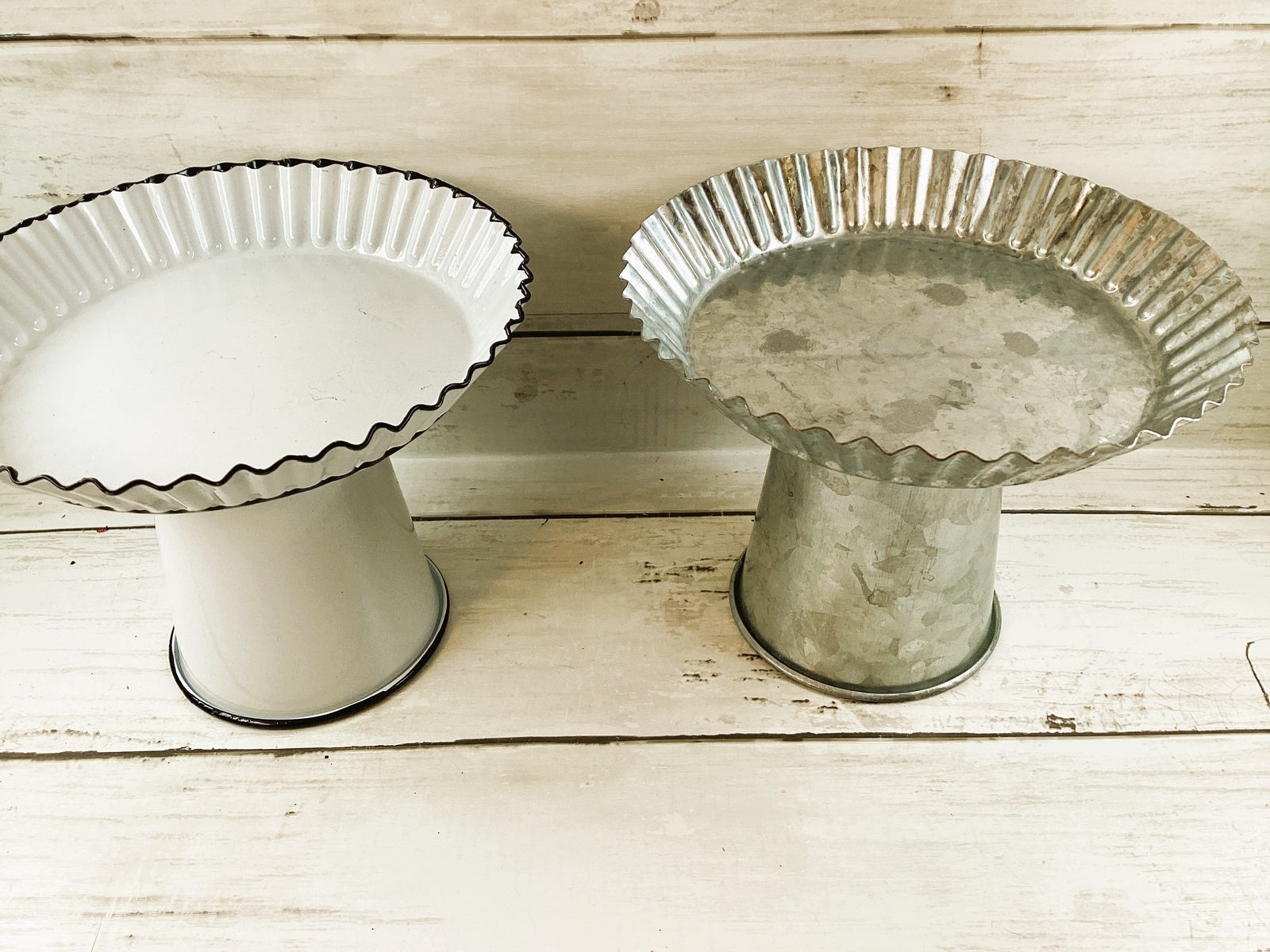 HL Home Decor - Tin Metal Scalloped Cupcake Tier Tray Riser Stand 2pc Set