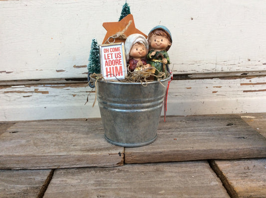 AGD Christmas Decor – Prim Adore Him Nativity Tin Pail Display