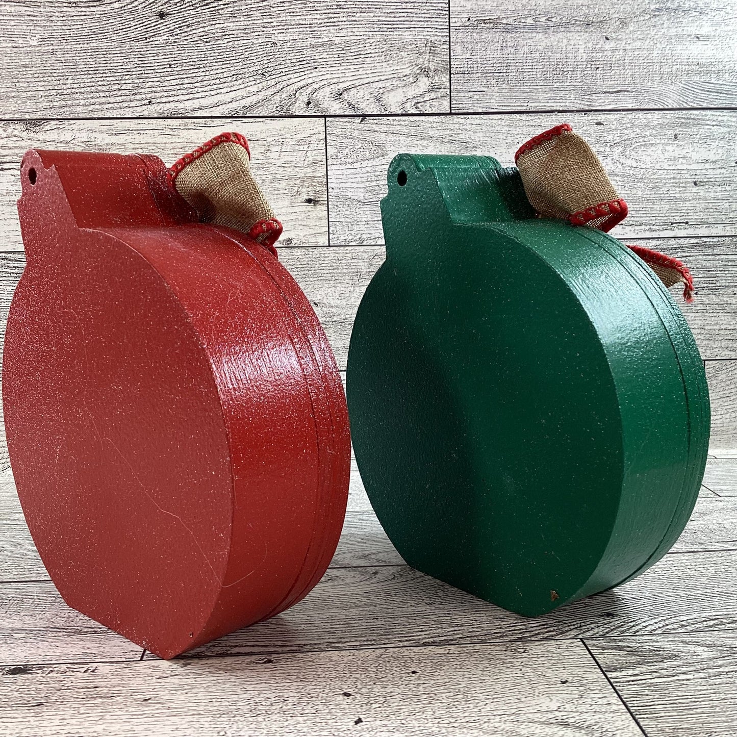 Christmas Decor -  Ornament Shape Chunky Wood Dry Shaker 2pc Set