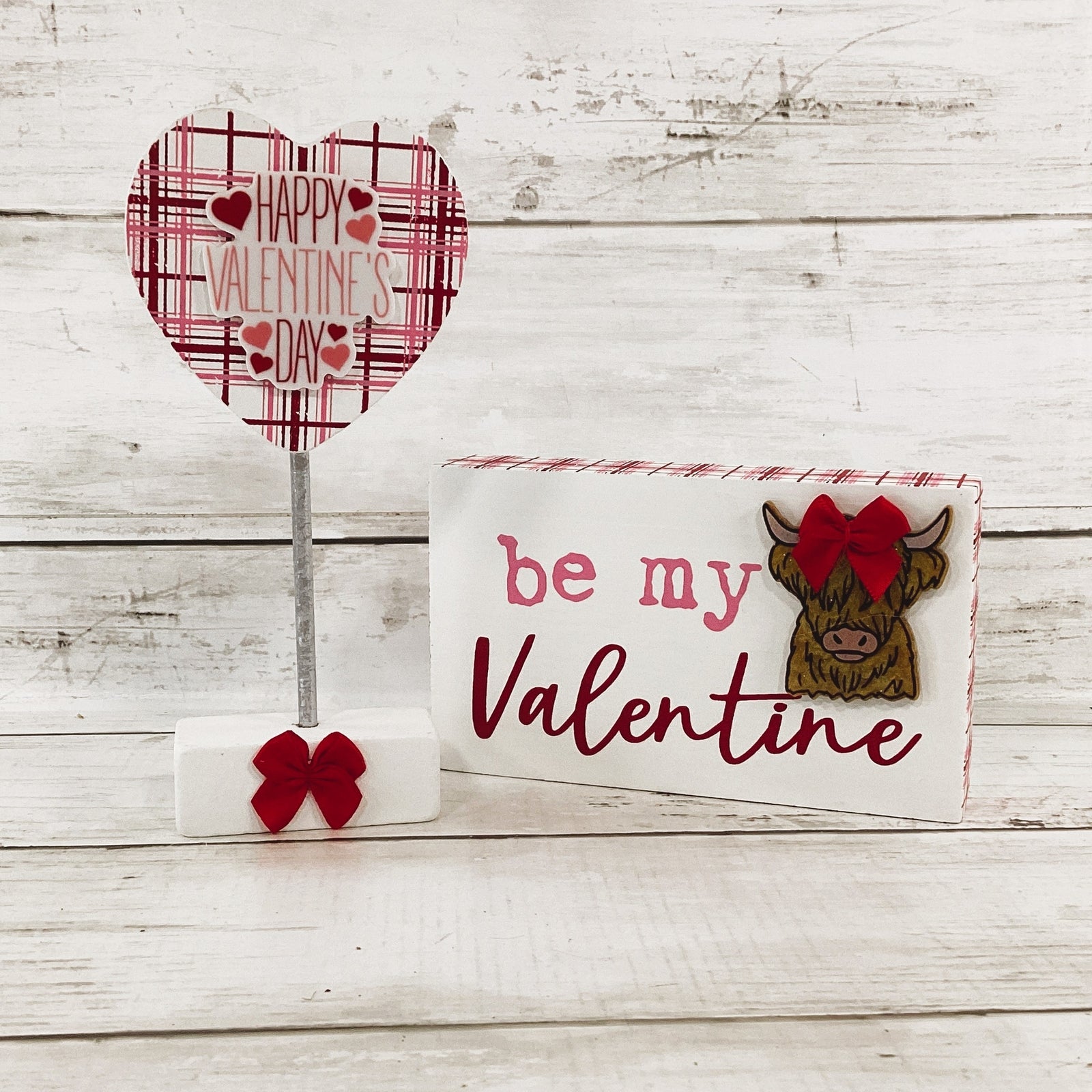 AGD Valentines Decor - Be My Heart Highland Cow Latte Tier Tray 2pc