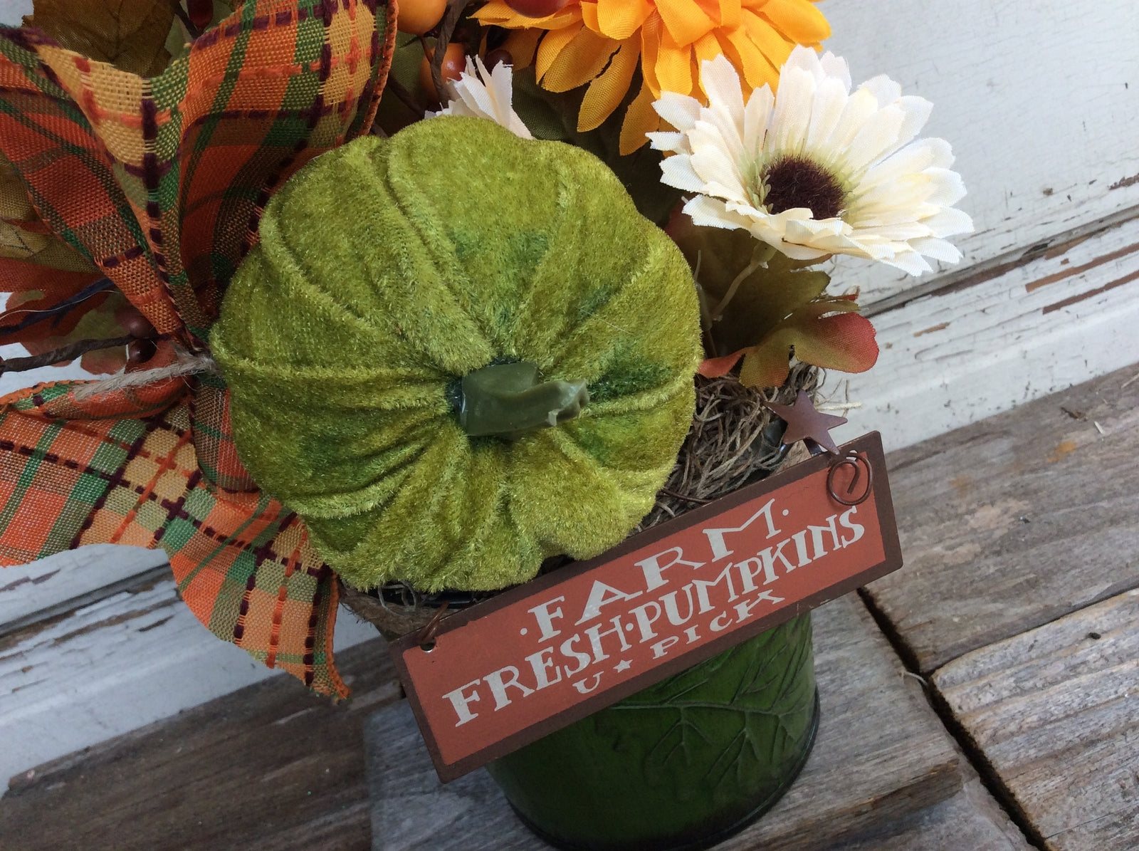 AGD Fall Decor - Farm Fresh Pumpkin Floral Metal Planter Centerpiece