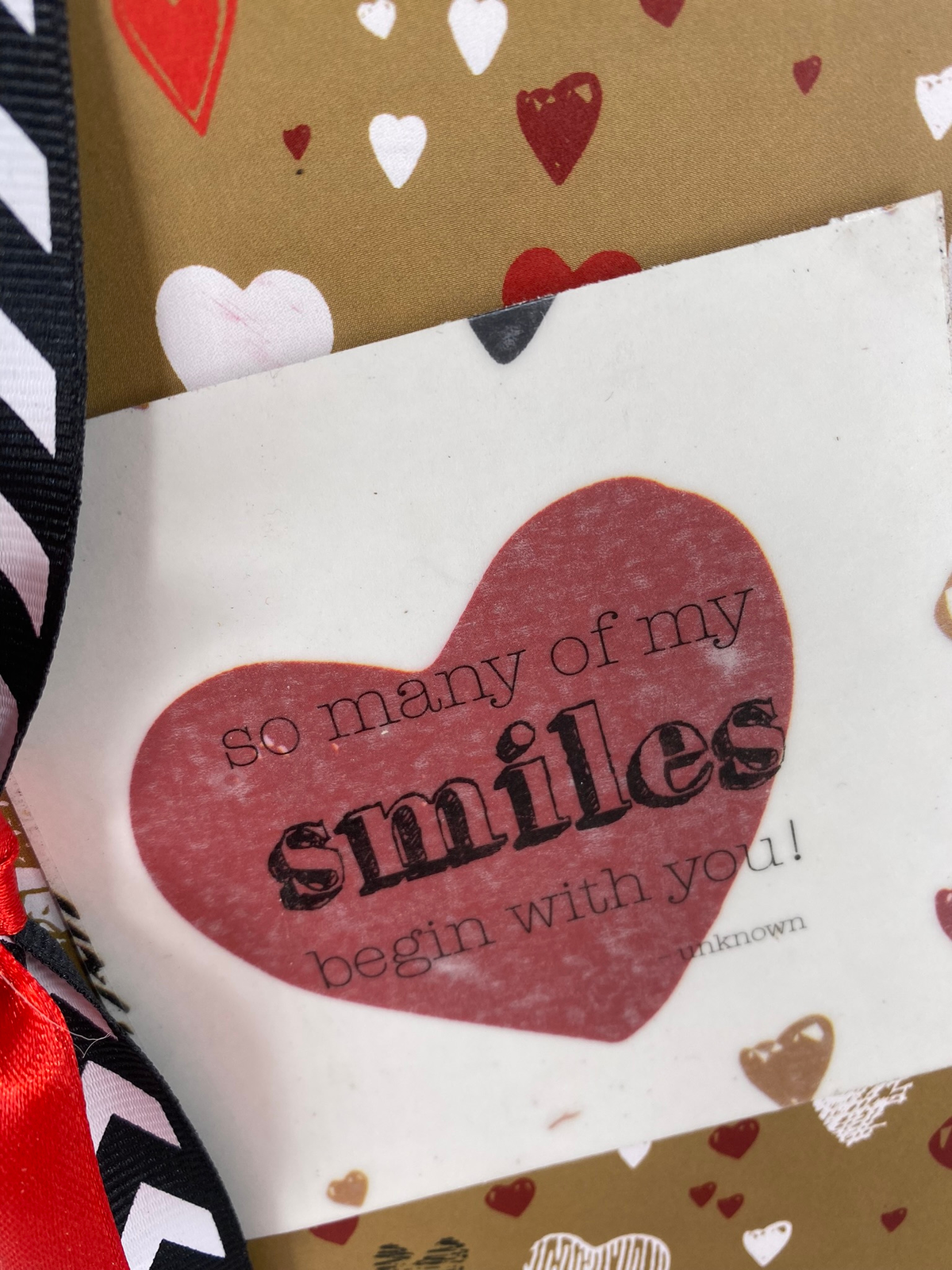 AGD Valentines Decor - So Many Smiles Begin With You Reversible Box Sign