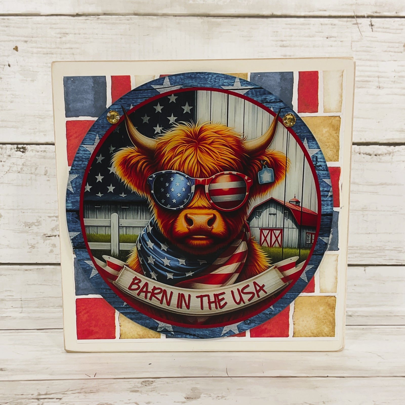 AGD Patriotic Decor - Barn in the USA July 4th Highland Cow Box Sign