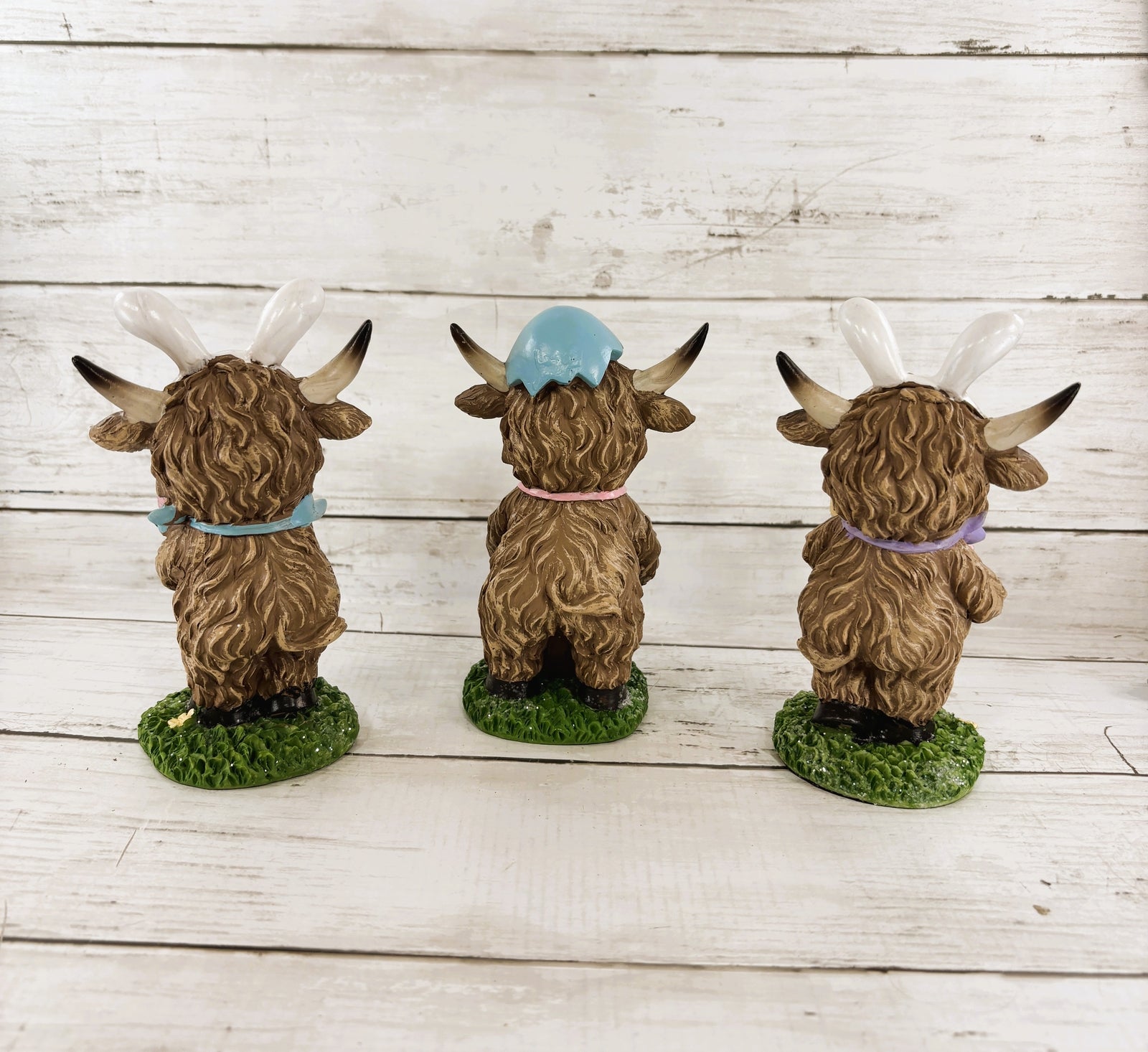 Gerson Easter Decor - Bunny Rabbit Eggs Resin Highland Cow Figurine 3pc