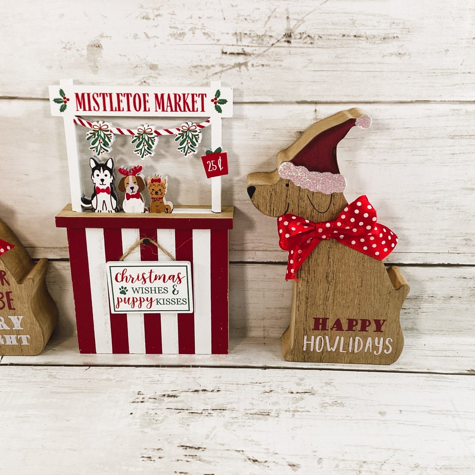 AGD  Christmas Decor - Dog Santa Paw Mistletoe Booth Tier Tray 3pc Set