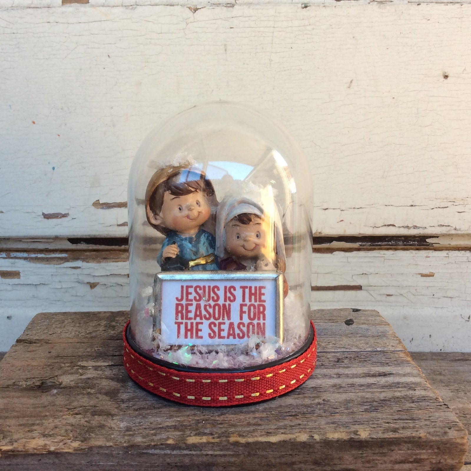 AGD Christmas Decor - Dome Nativity Family Jesus Reason Season