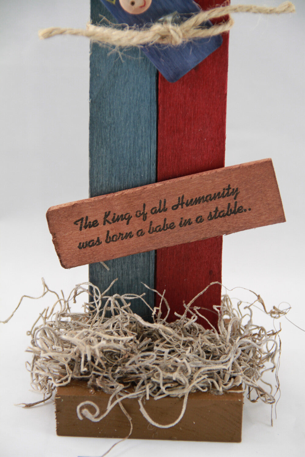 AGD CHRISTmas Decor - Prim Wood Born in a Stable #PSN-01