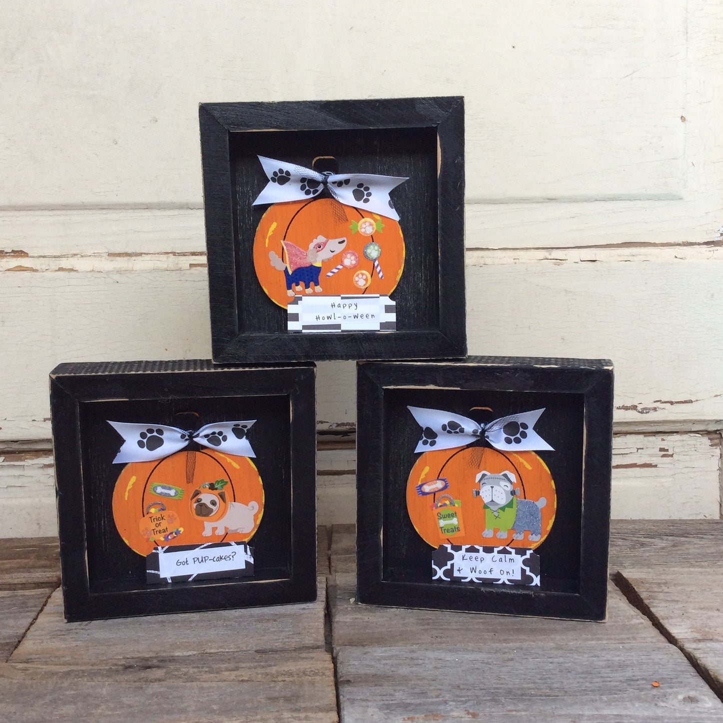 AGD Halloween Decor - Puppy Dog Costumes Box Signs 2pc.