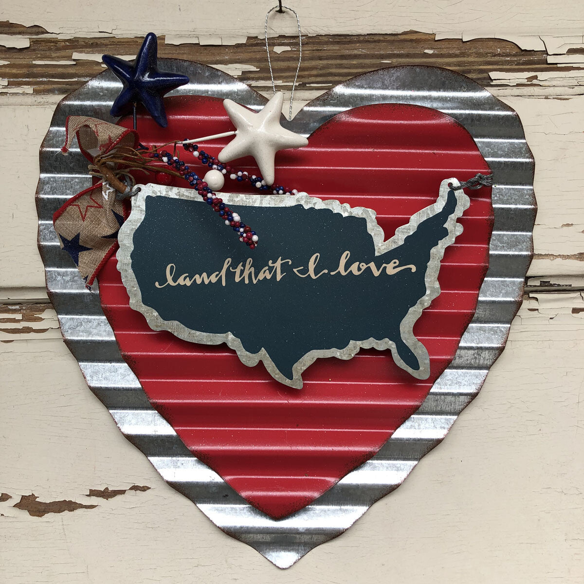 AGD Patriotic Decor - Land That I Love Farmhouse Tin Metal Heart
