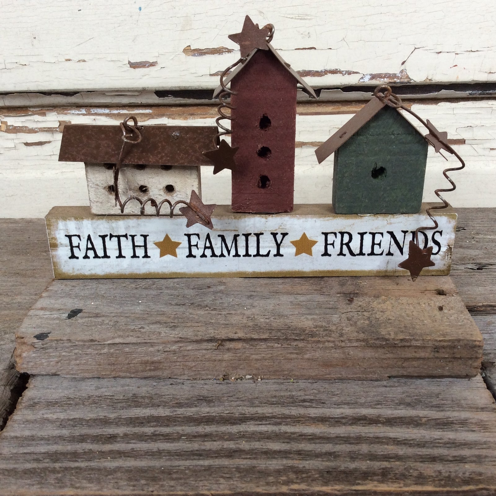 AGD Home Decor - Prim Faith Family Friends Mini Bird House