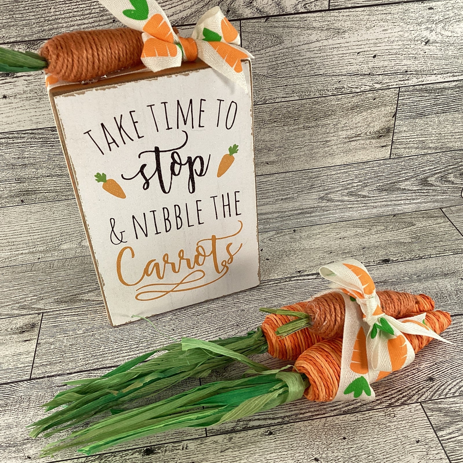 AGD  Easter Decor - Nibble The Carrots Bunches Tier Tray 2pc