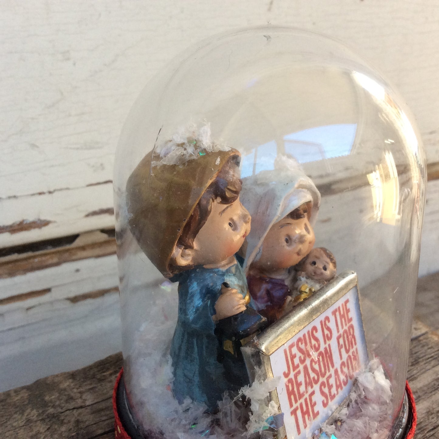AGD Christmas Decor - Dome Nativity Family Jesus Reason Season