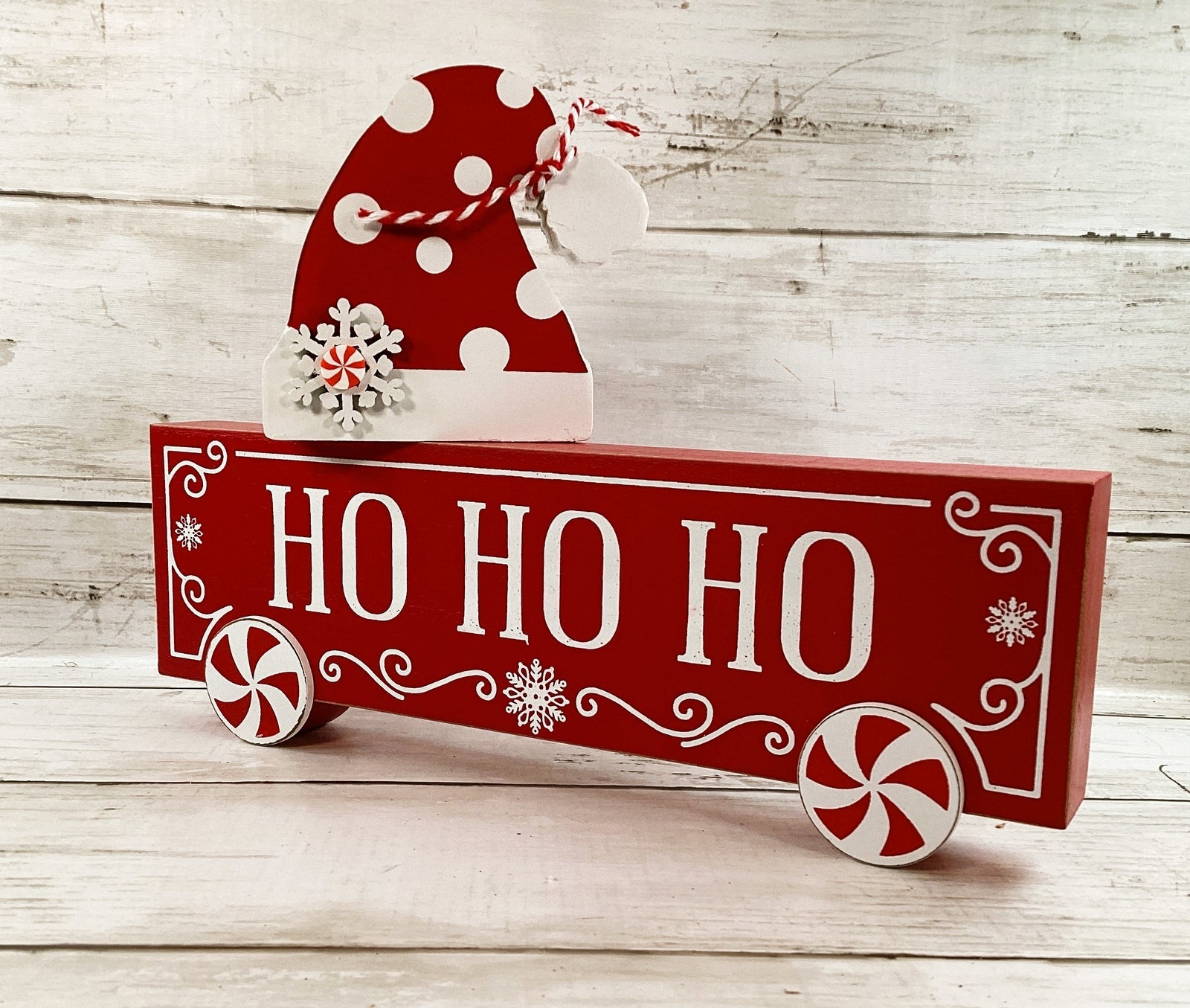 AGD Christmas Decor - Red White Candy Santa Hat  Ho Ho Ho Signs 2pc