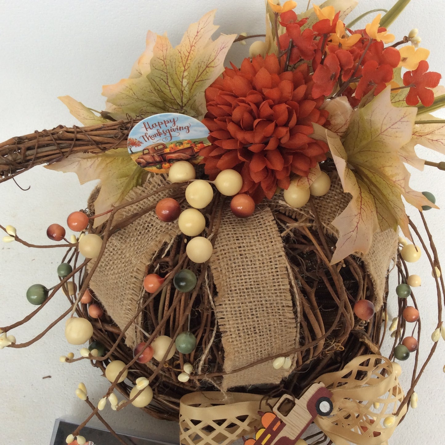 AGD Fall Decor- Happy Thanksgiving Floral Grapevine Pumpkin Display