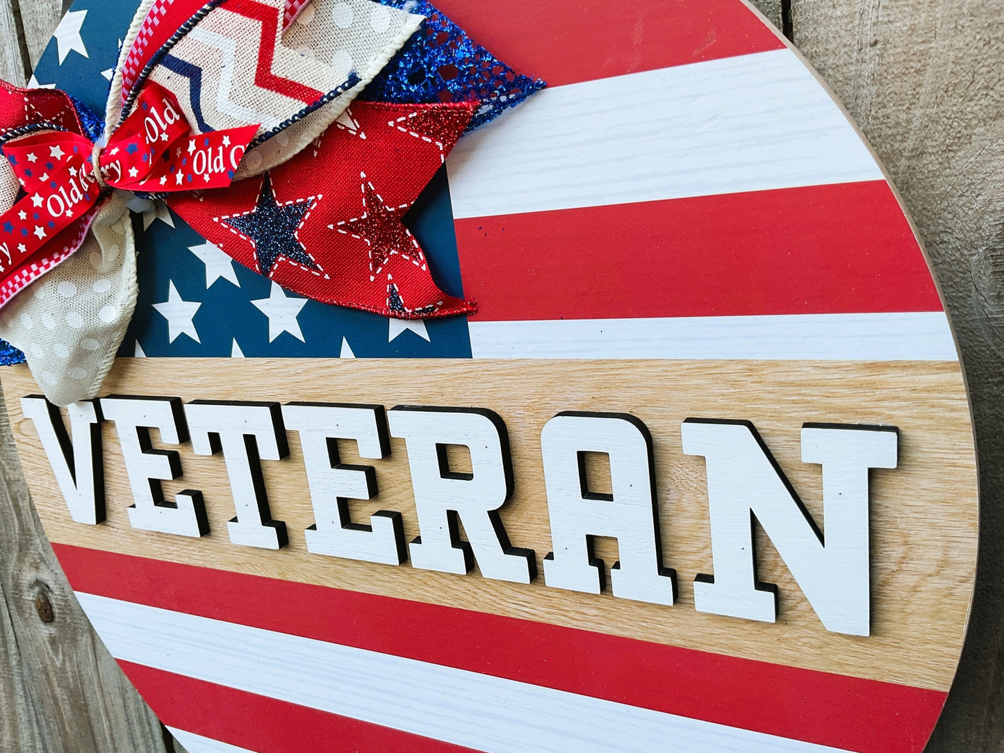 AGD Patriotic Decor - Veteran Wood Wreath Door Wall Sign 15-inch