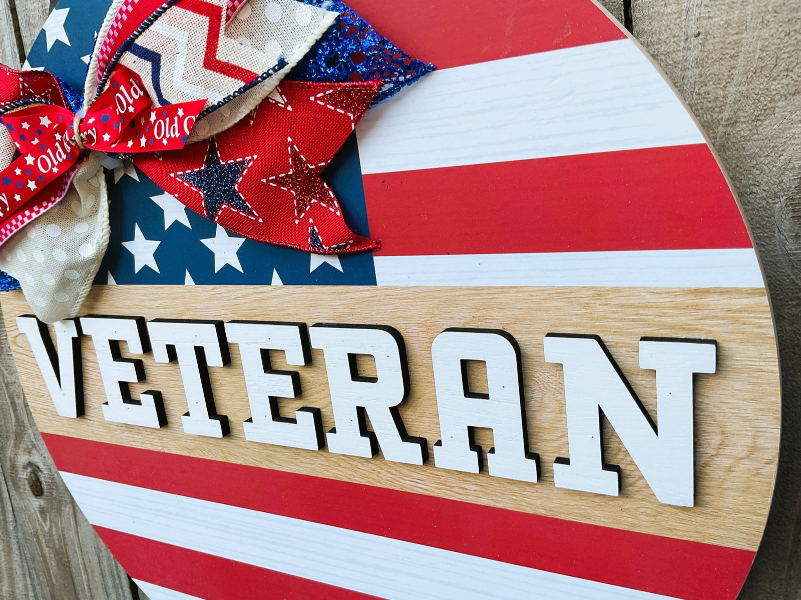 AGD Patriotic Decor - Veteran Wood Wreath Door Wall Sign 15-inch