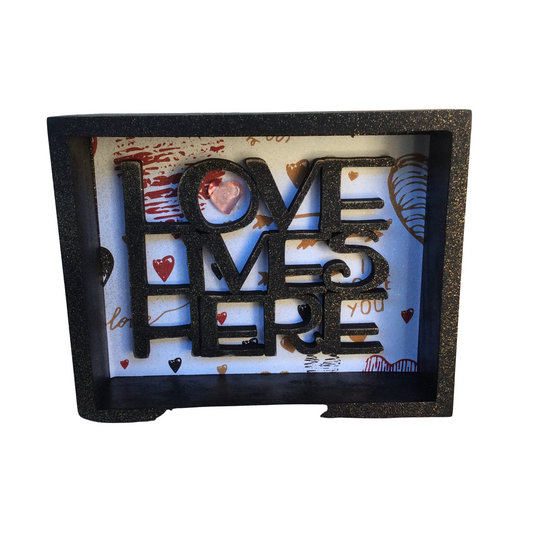 AGD Valentines Decor - Christian Love Lives Here Box Sign