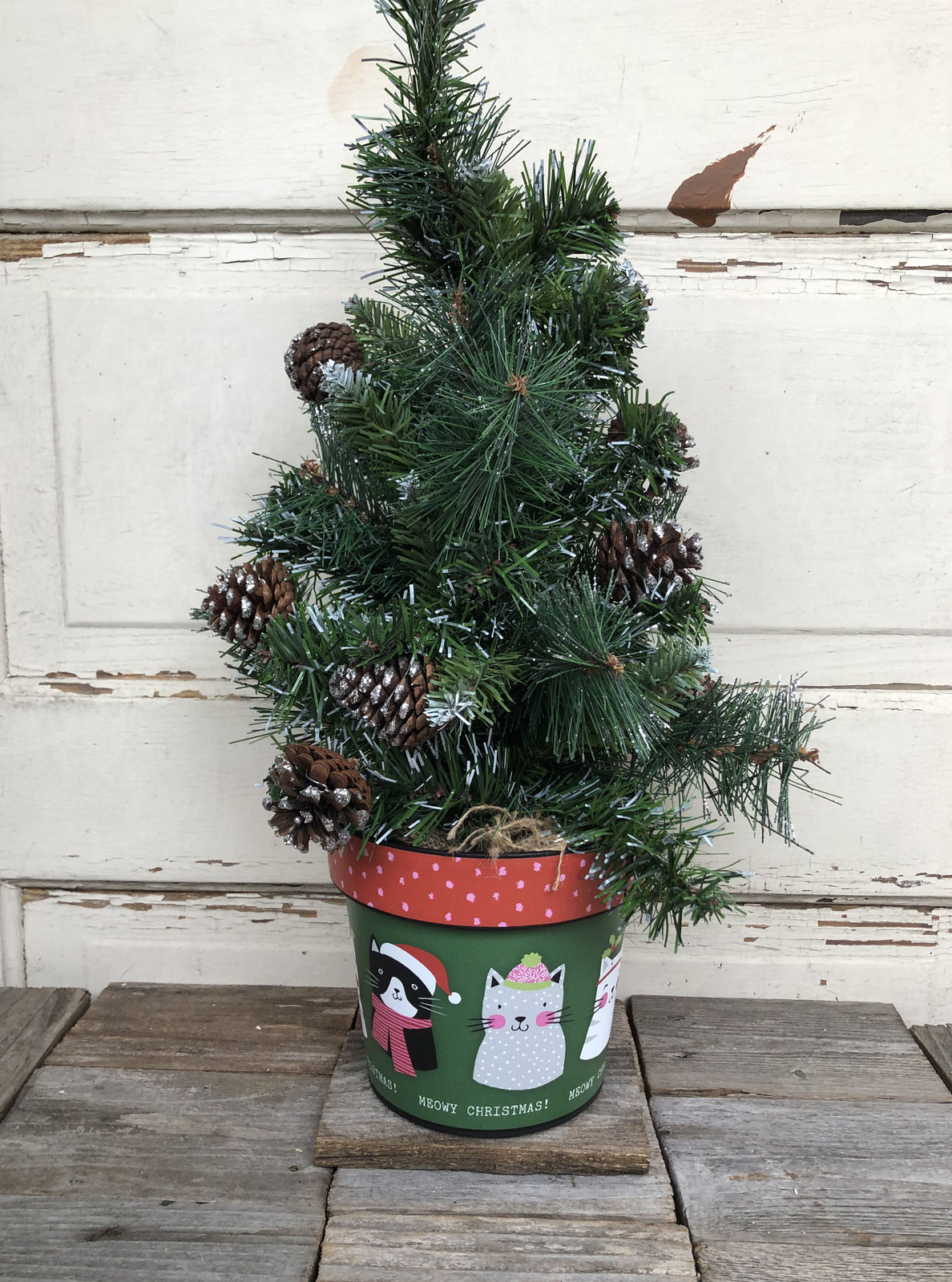 AGD Christmas Decor - Artificial Pine Tree in Kitty Cat Planter