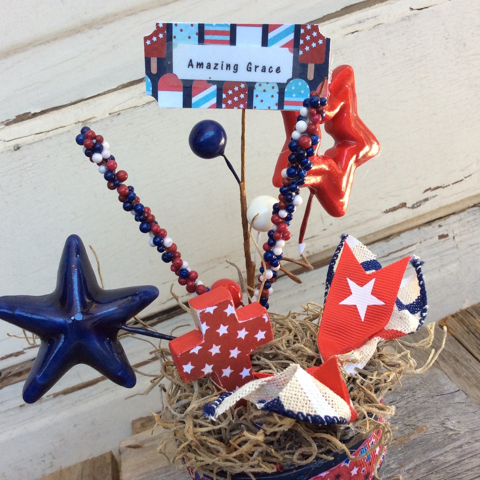 AGD Patriotic Decor - Amazing Grace America Cross Display