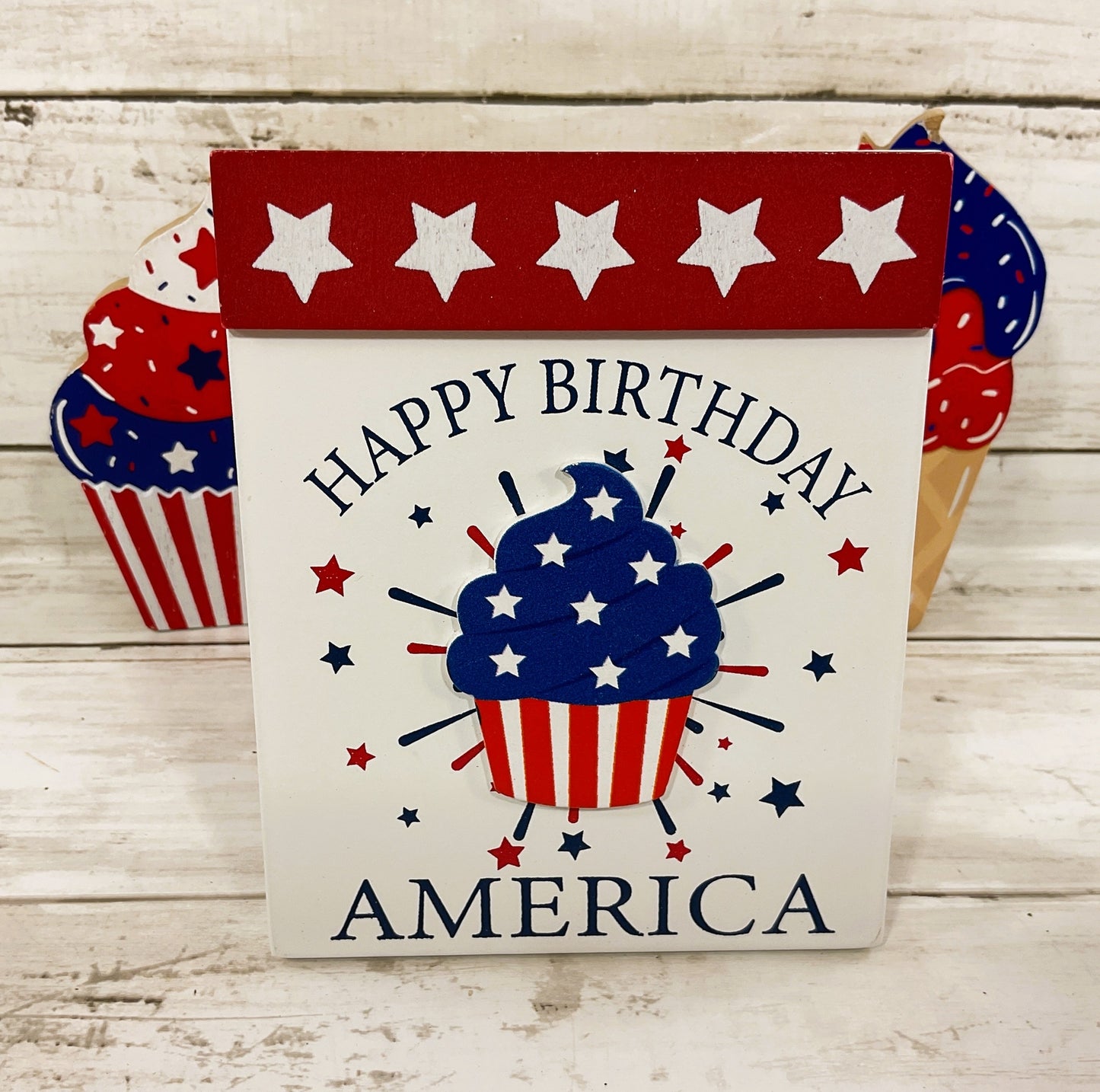 HL Patriotic Decor - July 4th Happy Birthday Cupcake Ice Cream 3pc