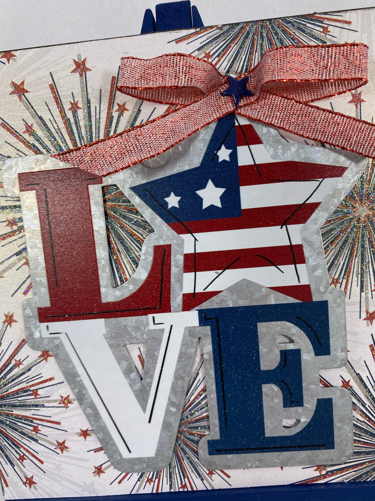 AGD Patriotic Decor - LOVE American Flag Easel Display