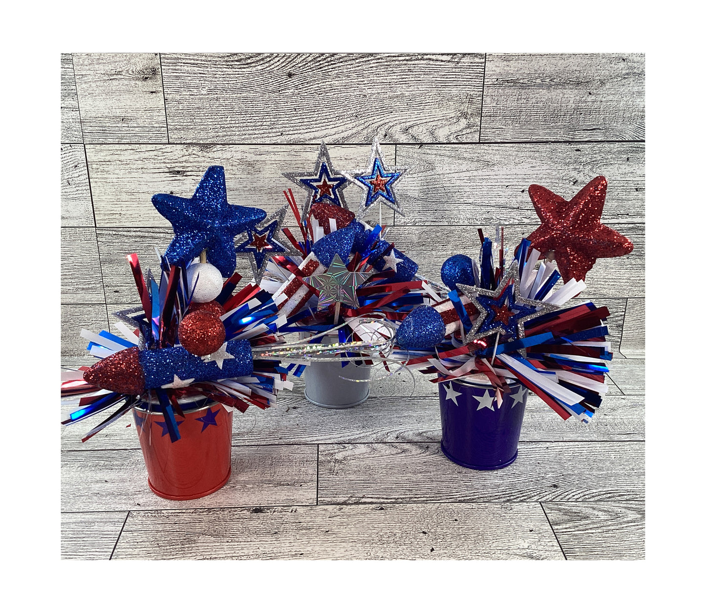 AGD Patriotic Decor - Small Firecrackers Filled Metal Bucket 3pc Set