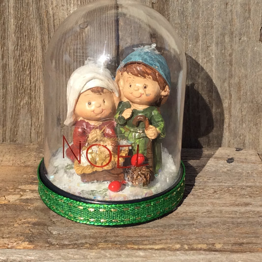 AGD Christmas Decor - Dome Nativity Family Joyous Noel