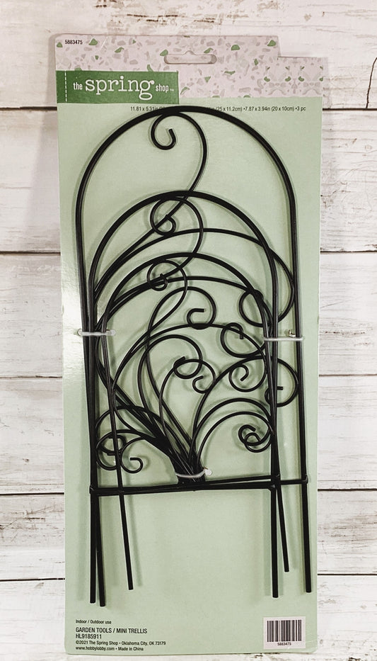 HL Spring Decor - Mini Garden Metal Trellis 3pc Set