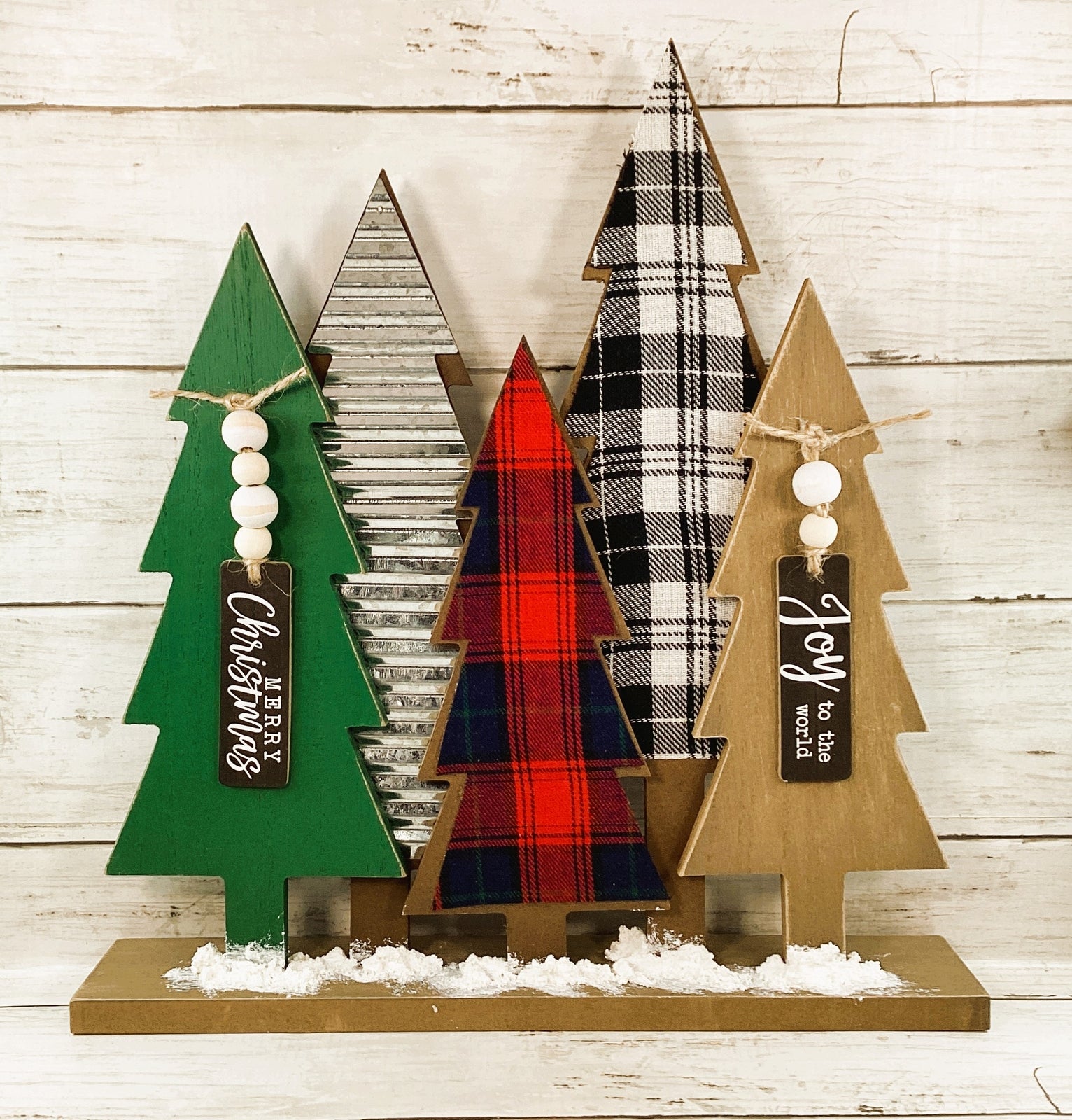 AGD Christmas Decor - Woodland Theme Tree Tabletop Scene