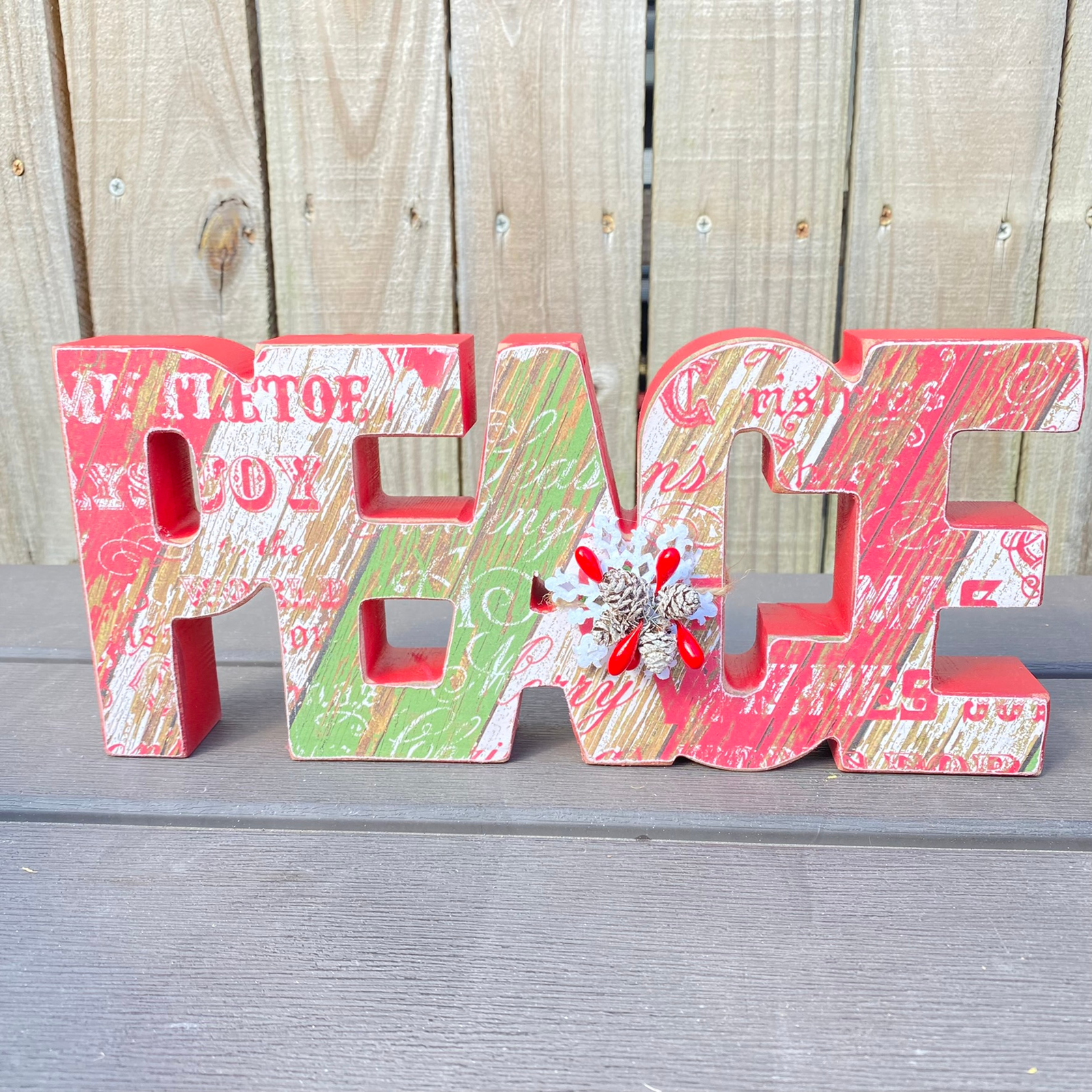 AGD Christmas Decor - Chunky Peace Joy Word Tabletop Signs 2pc Set