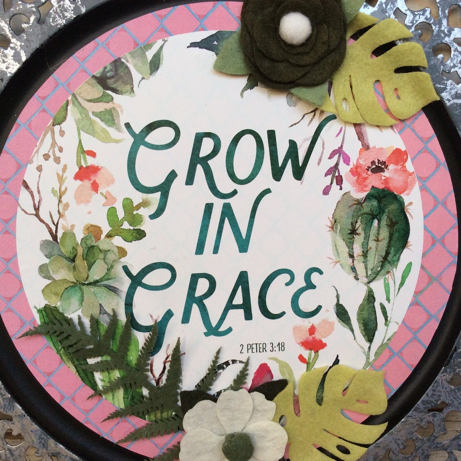 AGD Home Decor - Grow In Grace Greenery Metal Charger Plate