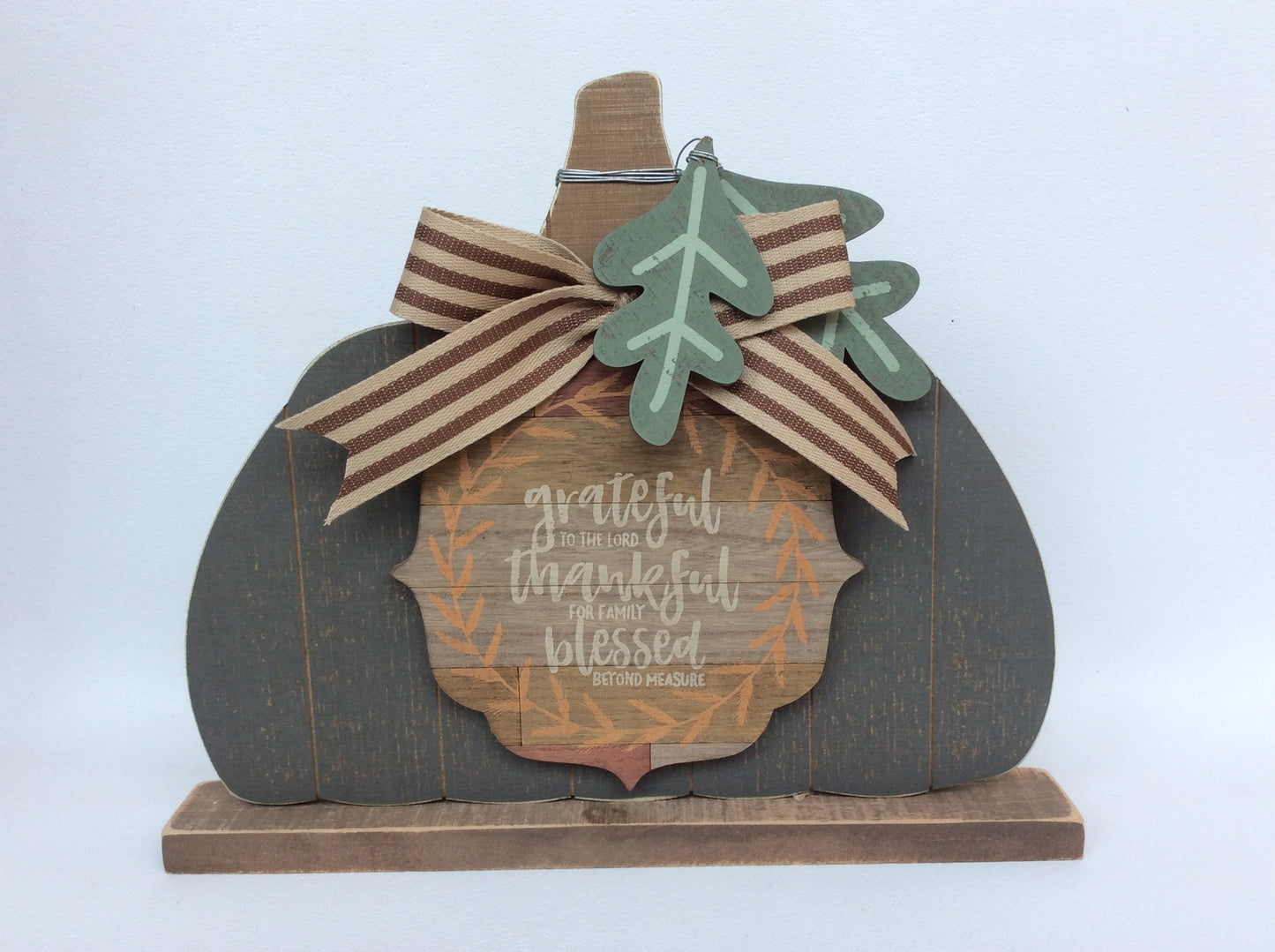 AGD Fall Decor - Grateful Thankful Gray Slat Pallet Farmhouse Pumpkin