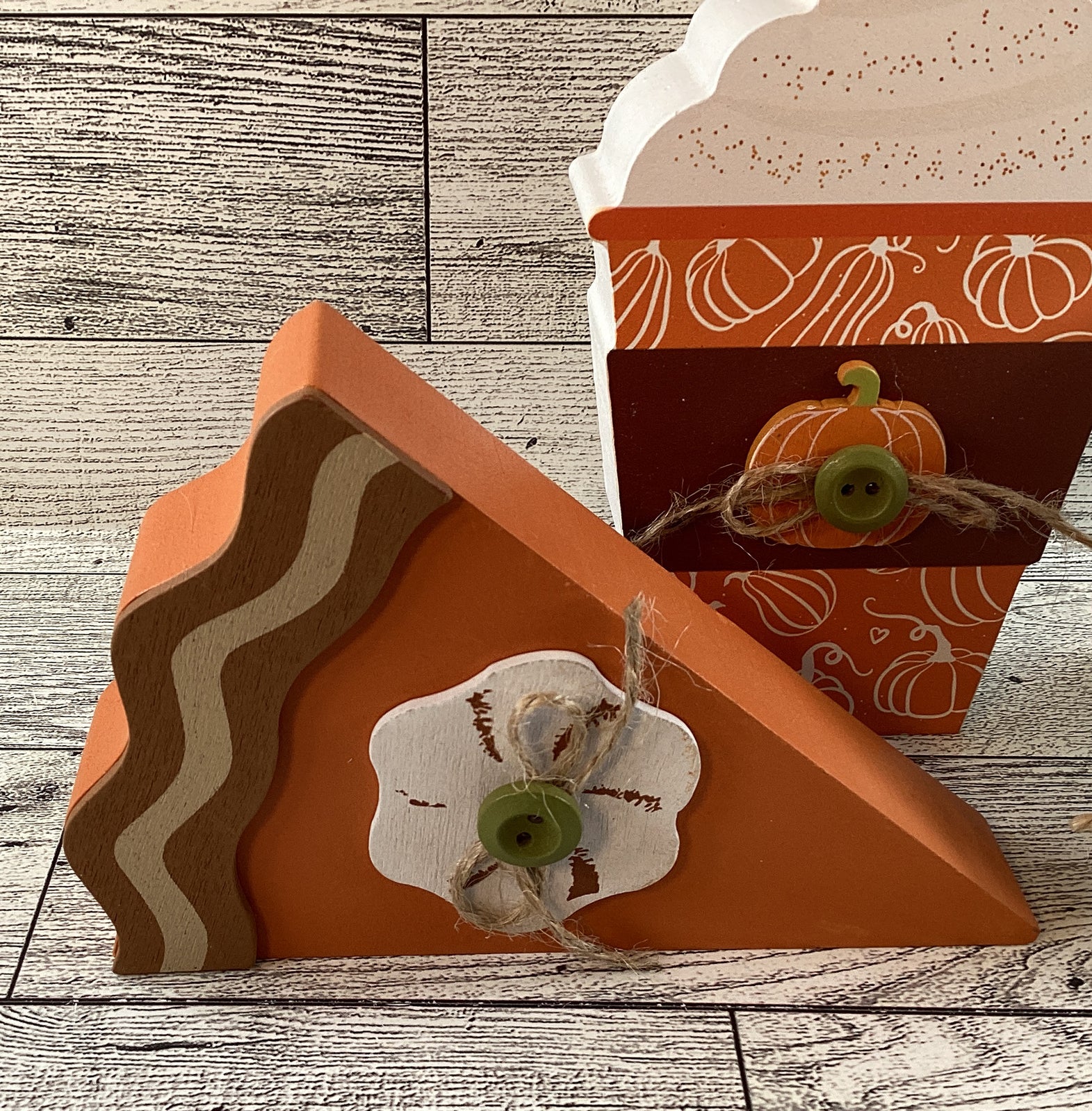 AGD Fall Decor - Chunky Hello Pumpkin Pie Spice Coffee Sign Tier Tray Set