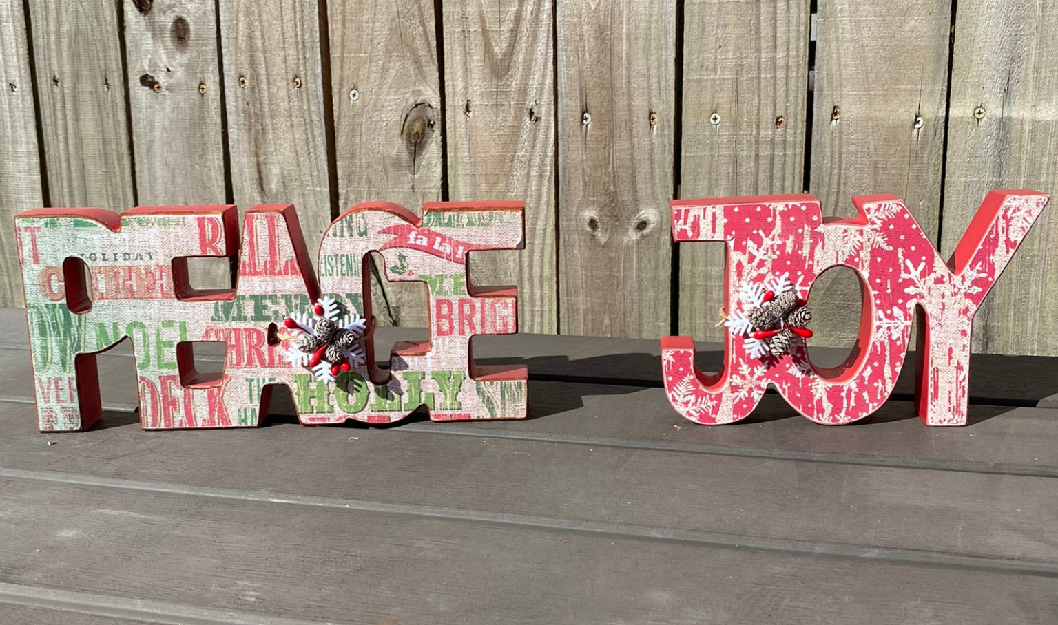 AGD Christmas Decor - Chunky Peace Joy Word Tabletop Signs 2pc Set
