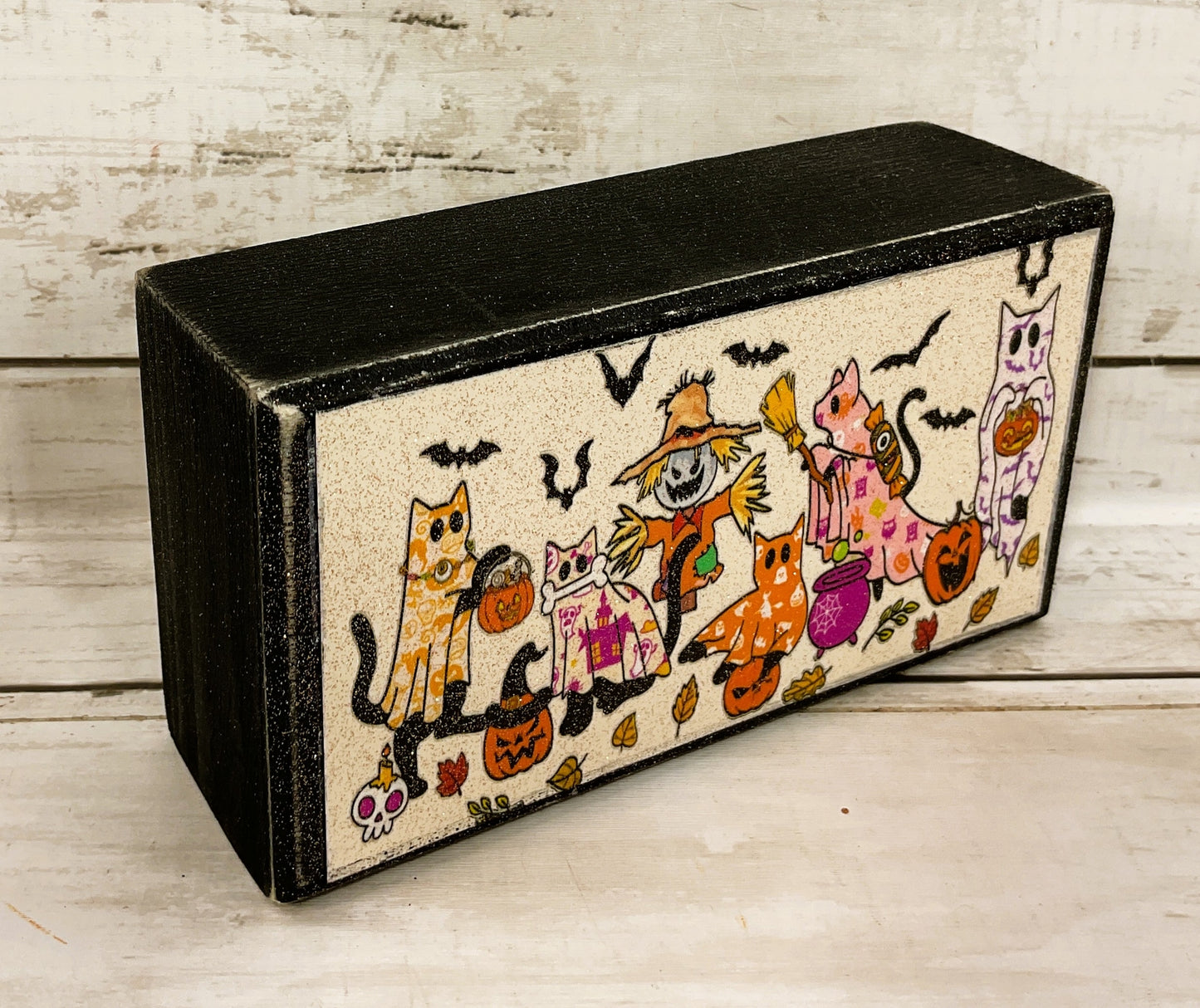 AGD Halloween Decor - Kitty Cats Happy Ghost Box Sign