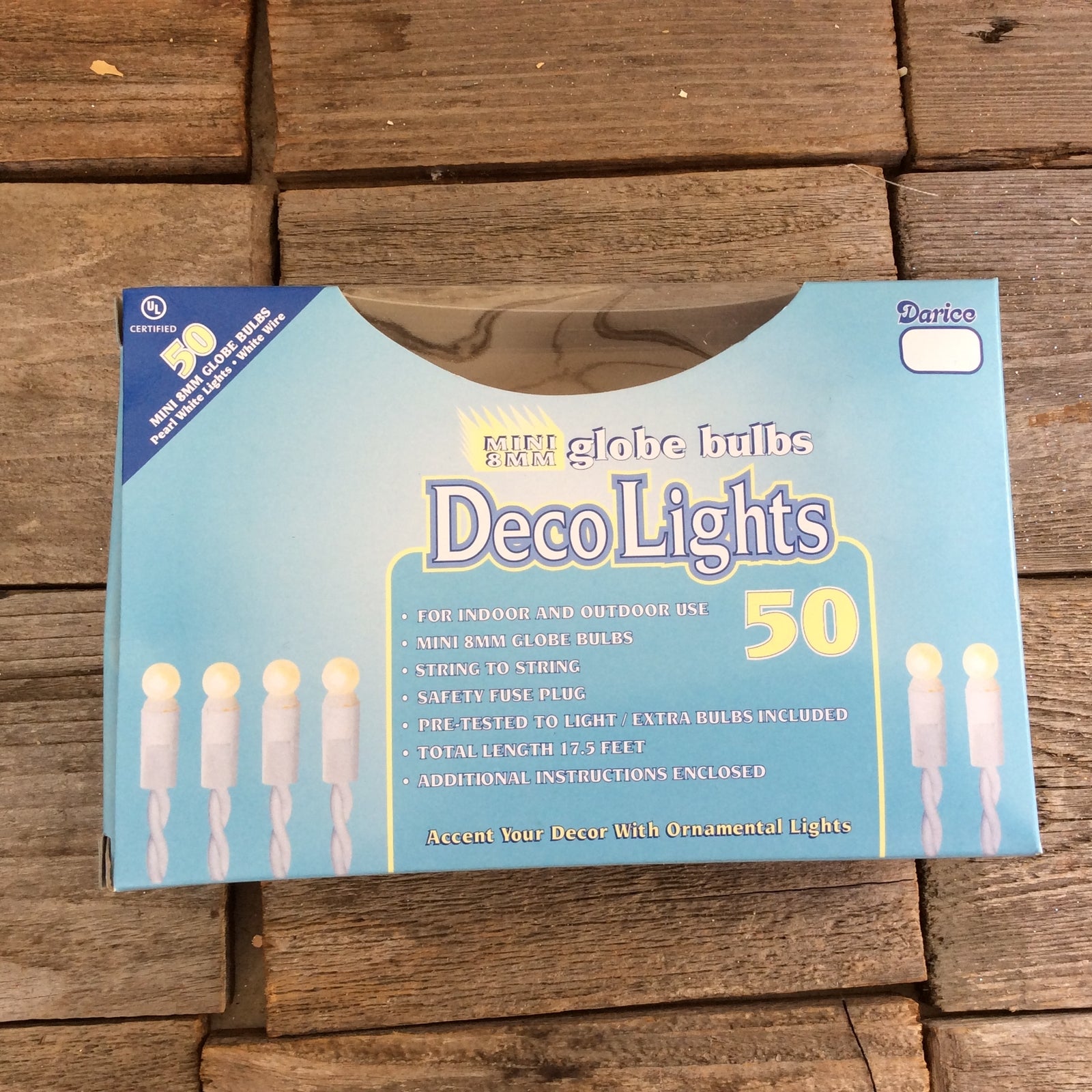 AGD Christmas Decor - White Globe Elegant White Silver Lighted Tinsel Garland