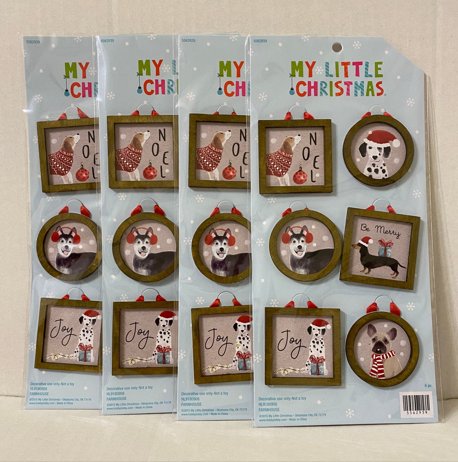HL Christmas Craft Supply - Miniature Farmhouse Dog Frame Ornaments 4 Sets