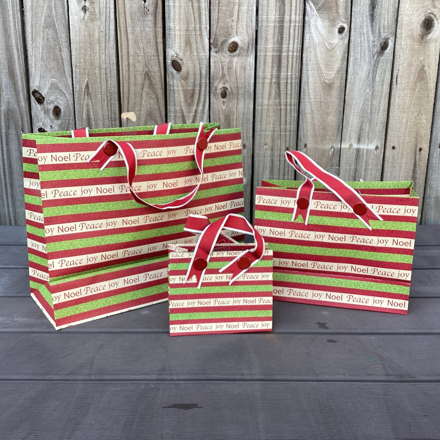 HL Christmas Supply - Joy Peace Noel Gift Bags 4 Sets