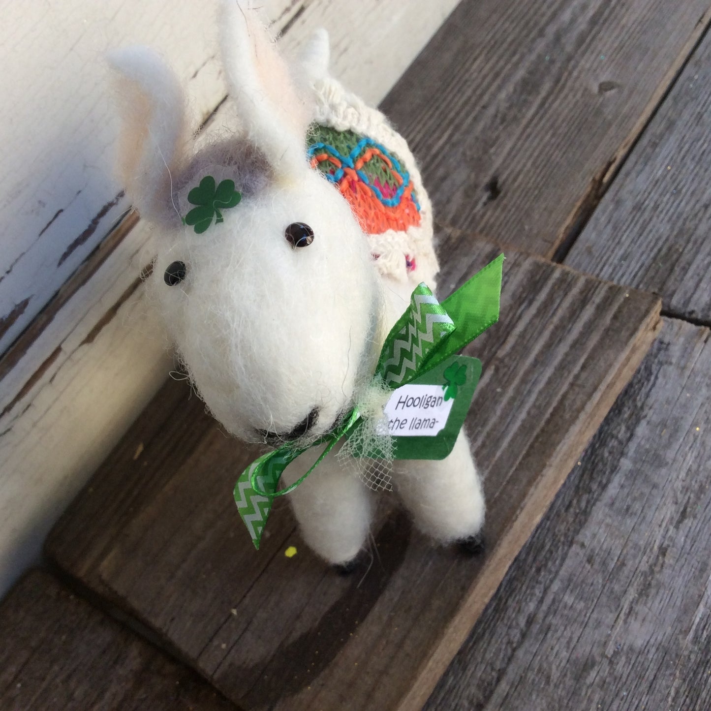 AGD St Patrick's Decor - Small Felt Hooligan the Llama Figurine