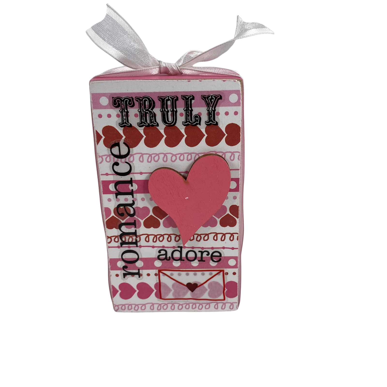 AGD Valentines Day Decor - Pink White Knit Gnome Small Hugs Kisses Sign