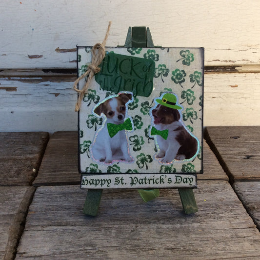AGD Saint Patricks Decor - Luck of the Irish Dog Puppy Easel Display