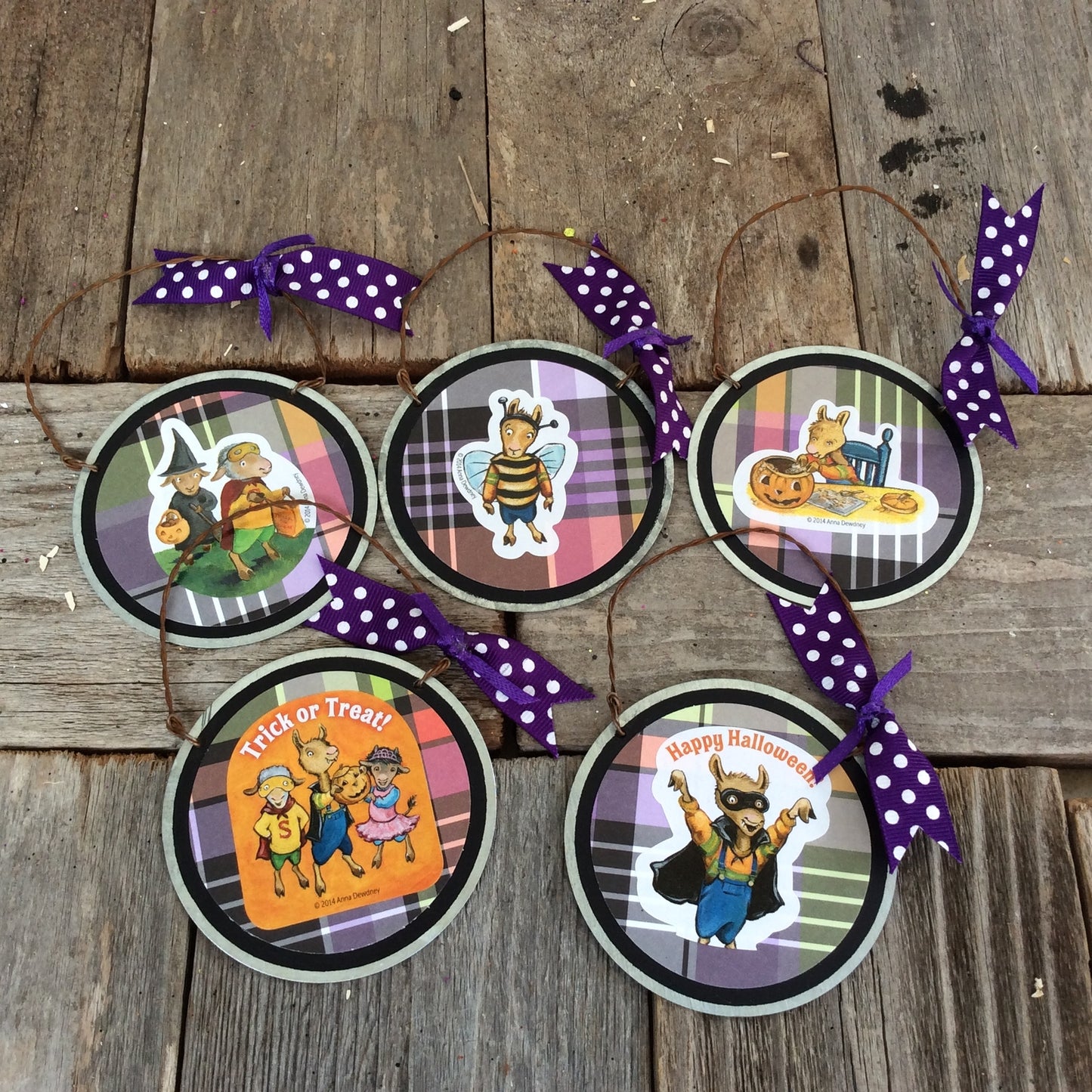 AGD Halloween Decor - Llama Costume Disc Ornaments 5pc Set