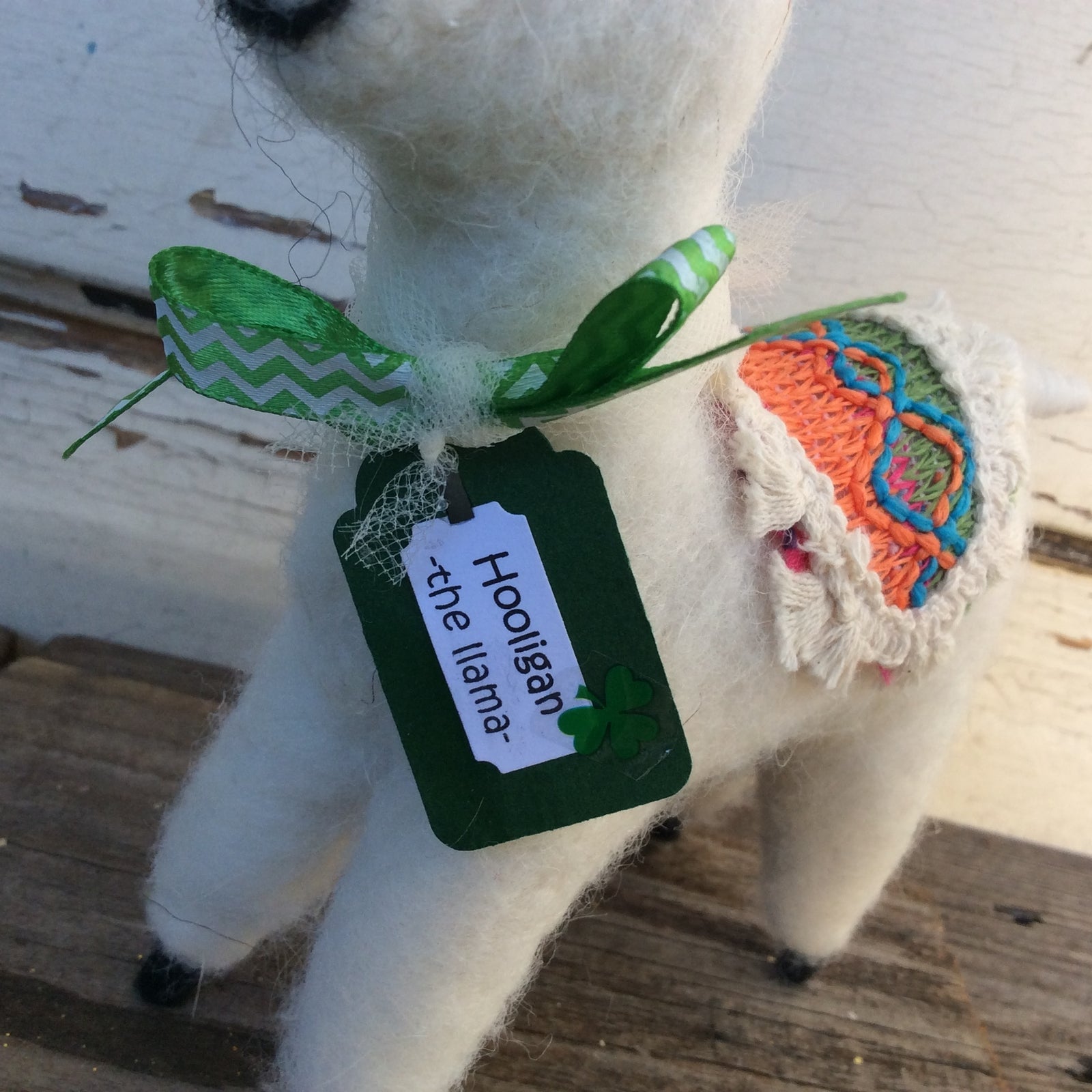 AGD St Patrick's Decor - Small Felt Hooligan the Llama Figurine