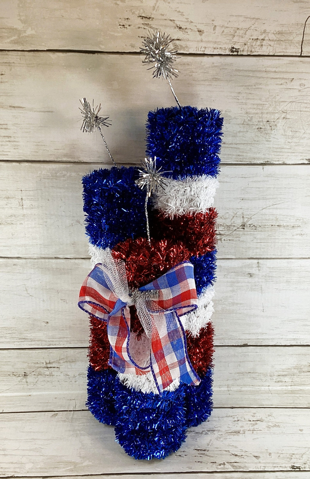 AGD Patriotic Decor - July 4th Home Brave Tinsel Firecracker Party Supply