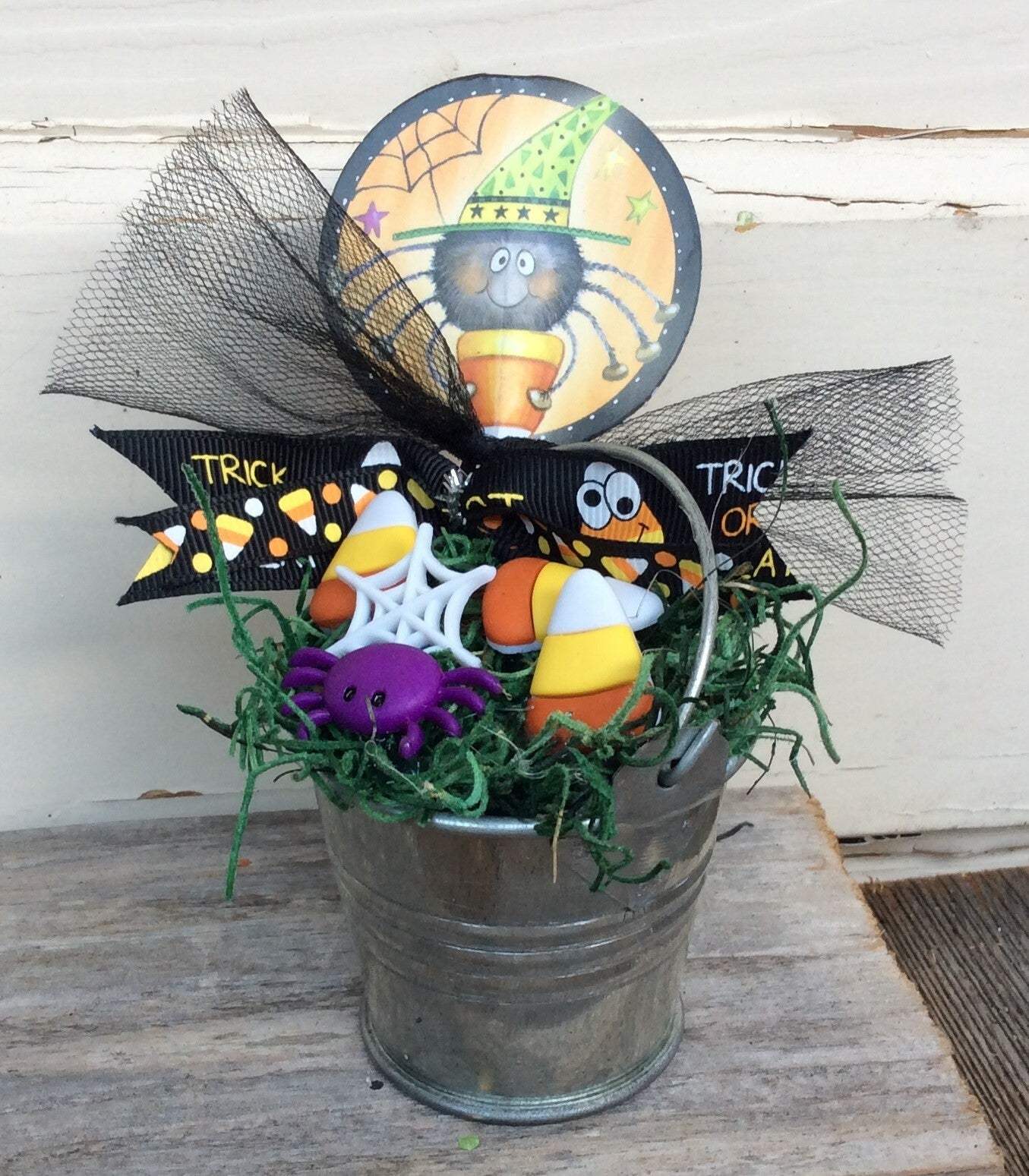 AG Designs Halloween Decor - Miniature Spider & Web Fairy Garden Tin #8416