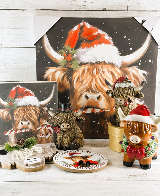HL Christmas Decor - Scottish Highland Cow
