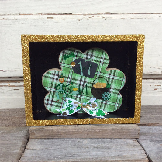 AGD St Patrick's Decor - Puppy Dog Chunky Shamrock Box Sign