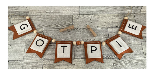 AGD Pumpkin Got Pie Tile Banner Tier Tray Garland 18-inch