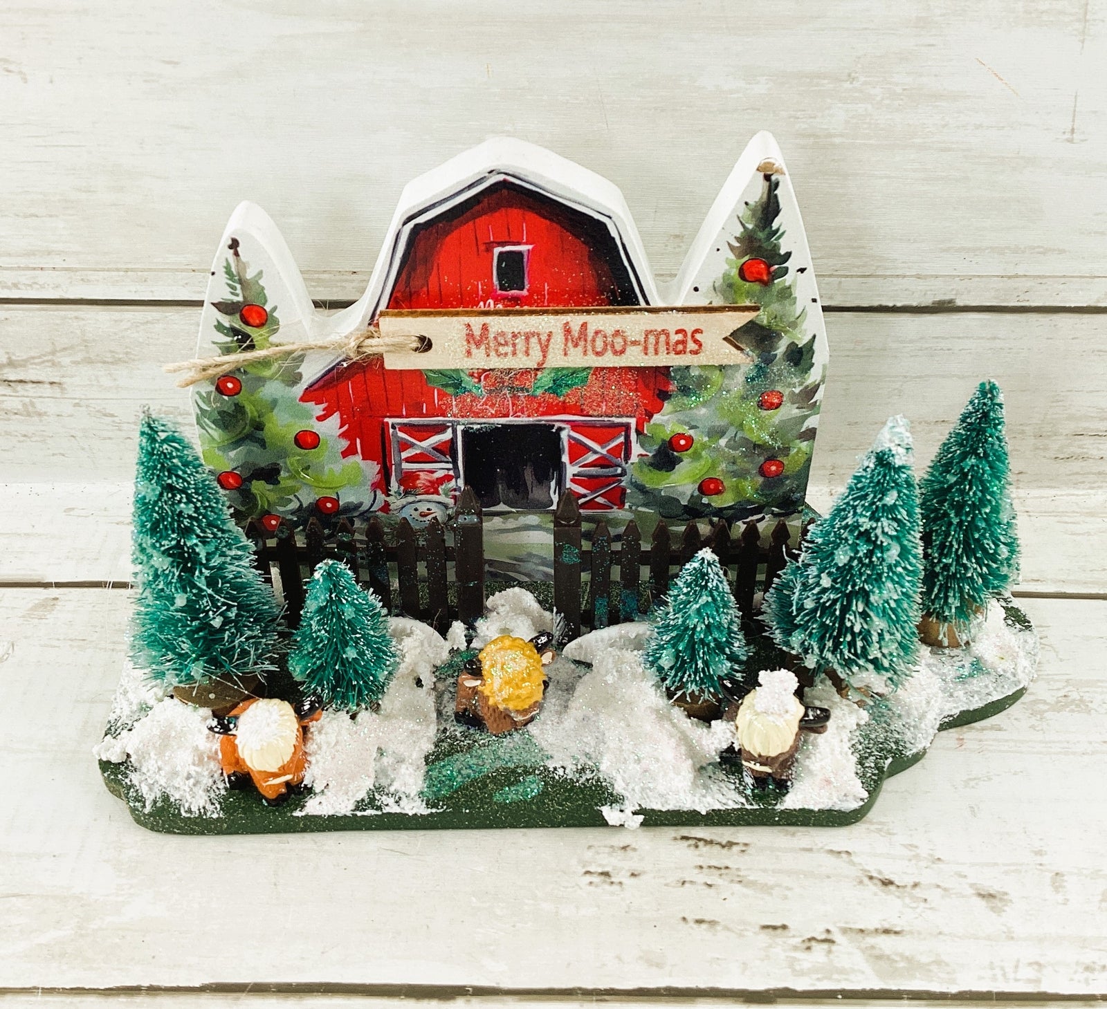 AGD Christmas Decor - Highland Scottish Cow Farmhouse Wood Barn