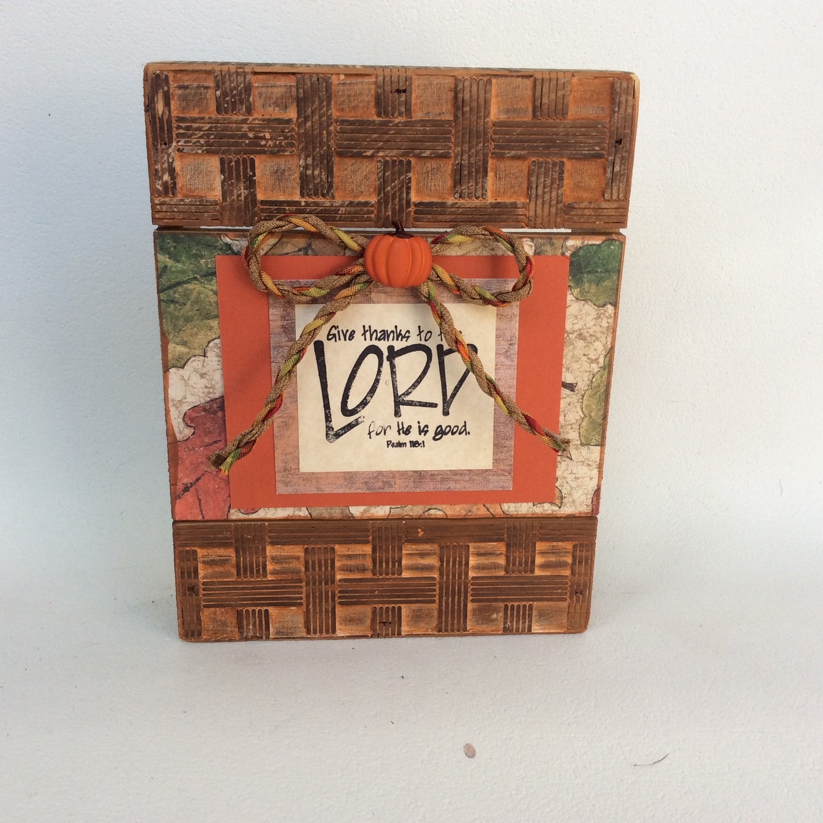 AGD Fall Decor - Give Thanks to the Lord Box Sign